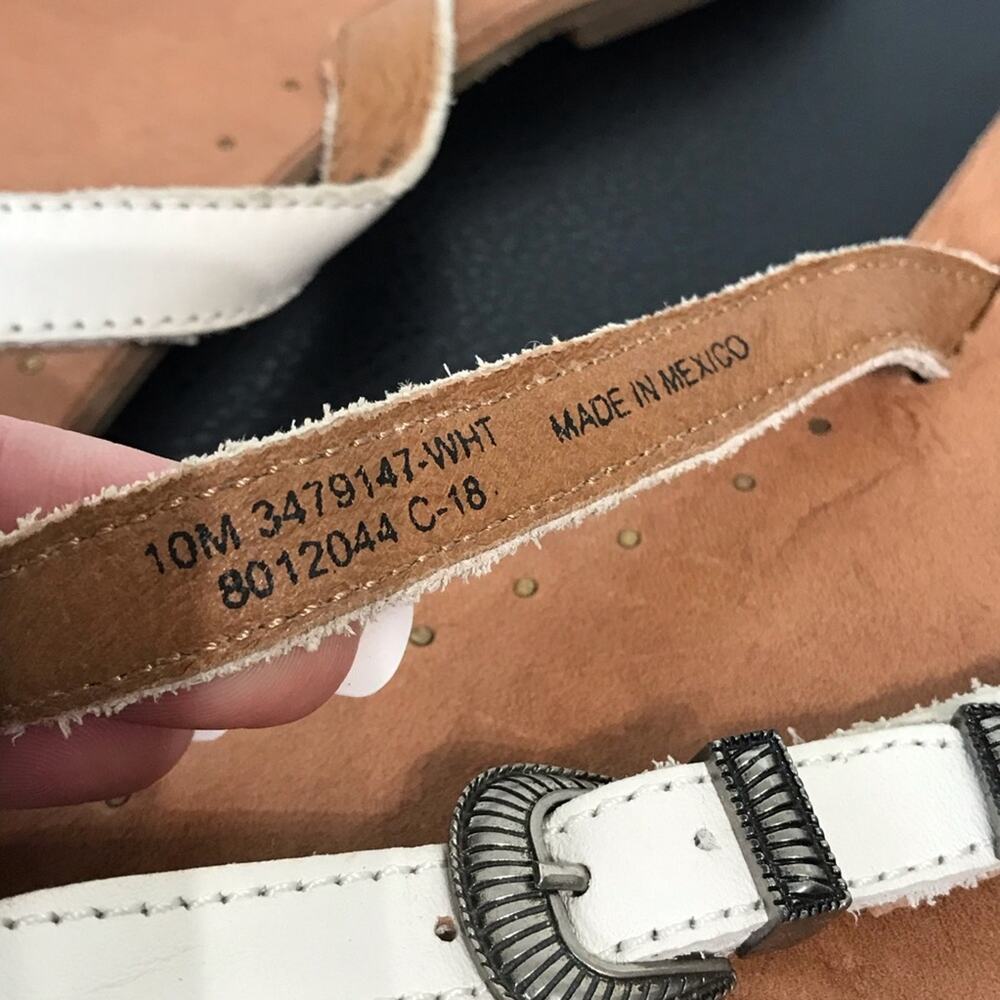 Frye Ally Western White Leather Tipped Buckle Cowgirl Flip Flops Sandals 10 - Picture 3 of 15